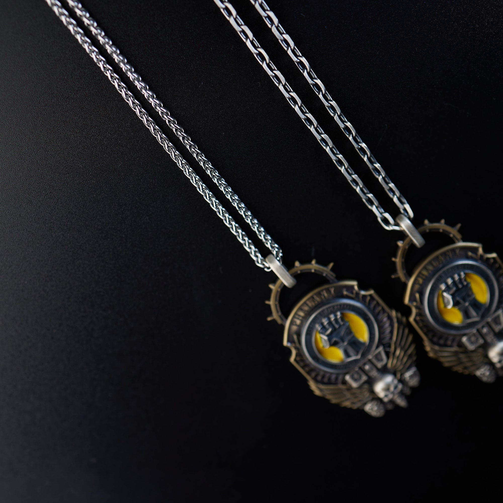 Warhammer 40K Imperial Fists Hammer of Phalanx Pendant Rogal Dorn Necklace Starforged